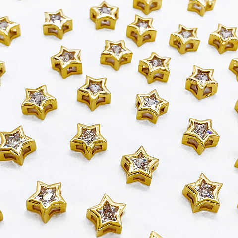 Pasador Estrella Circón • Baño de Oro • 10x10 mm