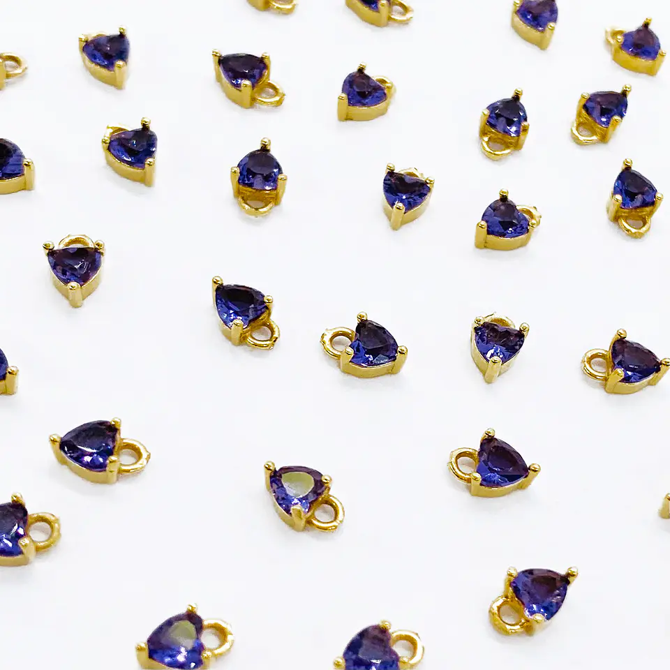 Dije Corazón Cristal Pequeño • Baño de Oro • 4x7 mm 3