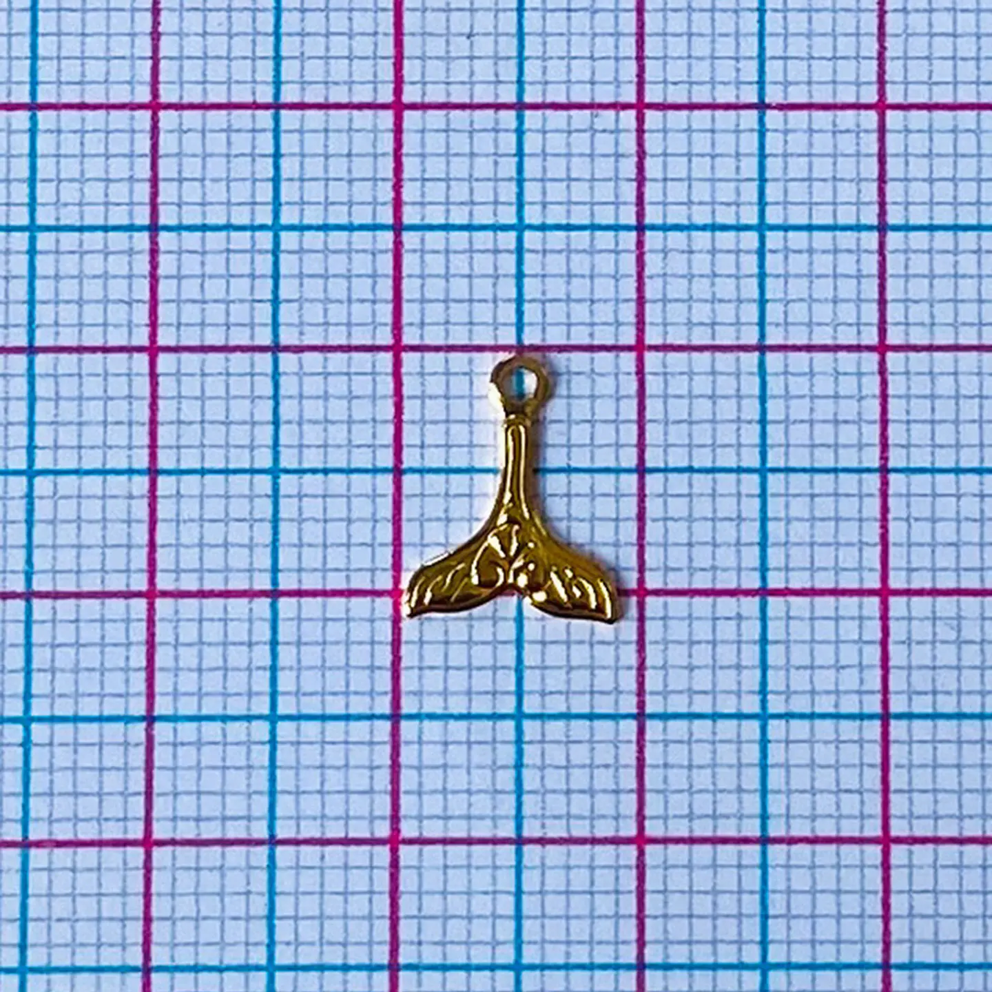 Mini Dije Cola de Sirena • Baño de Oro • 11x10 mm 2