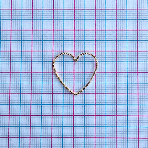 Silueta Corazón • Baño de Oro • 20x20 mm