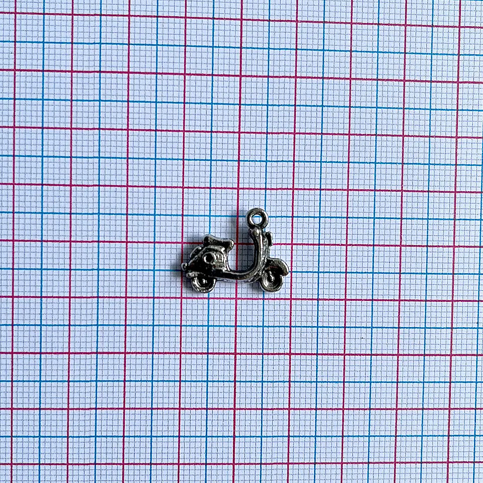 Dije moto scooter vintage • zamak • 15x19 mm 2