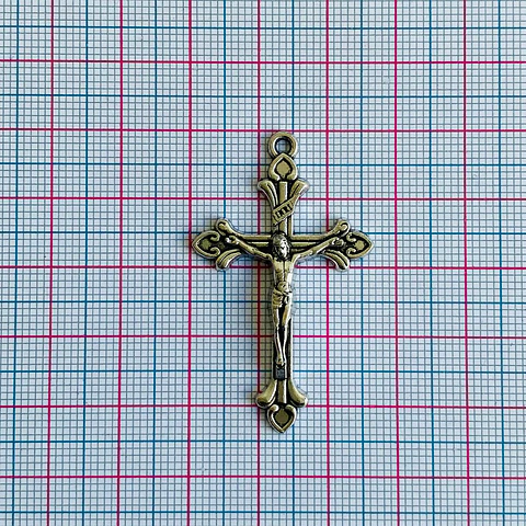 Dije Cruz Crucifijo Ornamentado • Zamak • 26x45 mm