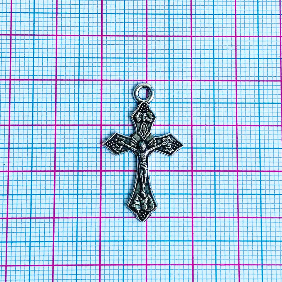 Dije Cruz Crucifijo Pequeña • Zamak • 18X30 MM 2