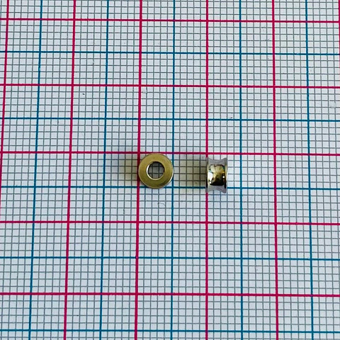 Separador Carrete Liso • Acero Plateado • 5x5 mm