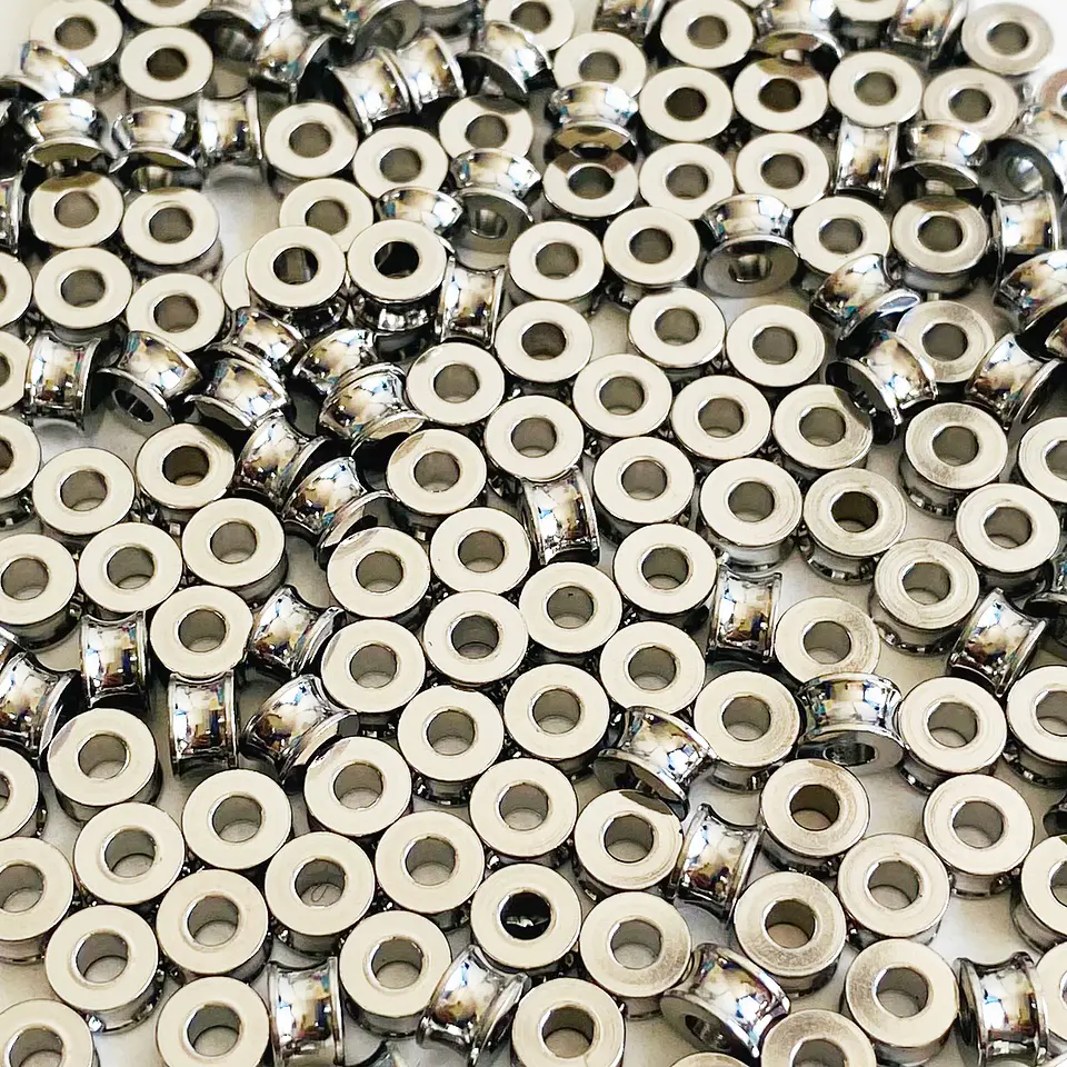 Separador Carrete Liso • Acero Plateado • 5x5 mm 1