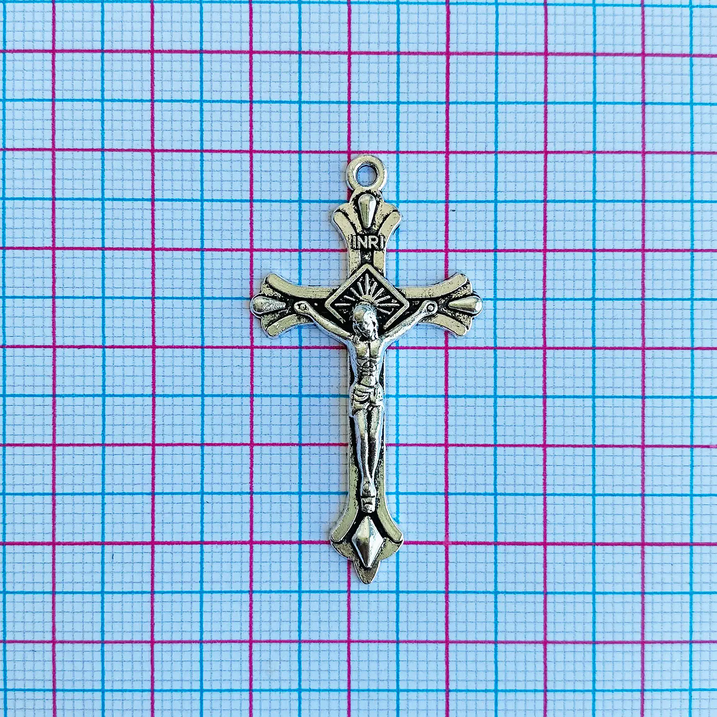 Dije Cruz con Cristo • Zamak • 24x45 mm 2