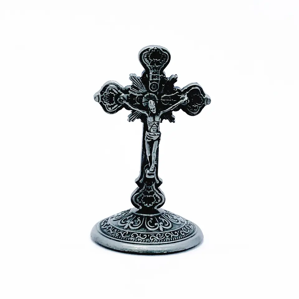 Cristo de Base • Zamak • 8x4 mm 3