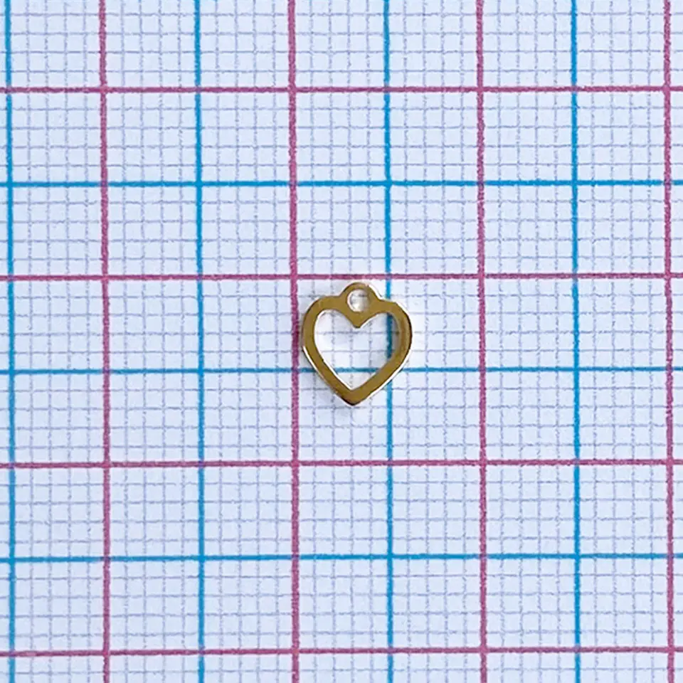 Mini Dije Corazón Silueta • Baño de Oro • 6x7 mm 2