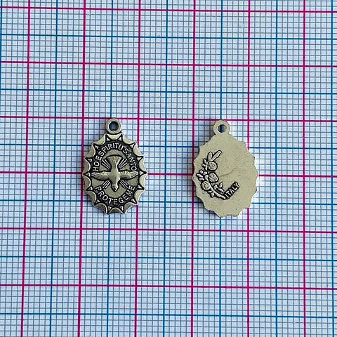 Dije Espíritu Santo • Zamak • 12x16 mm