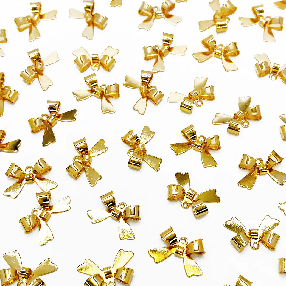 Dije Moño Cinta • Baño de Oro • 17x11 mm 1