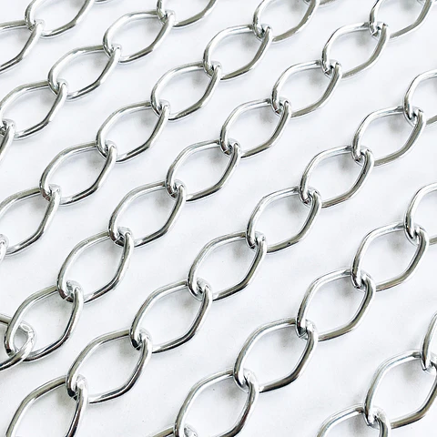 Cadena Rombo • Aluminio • 20x10 mm