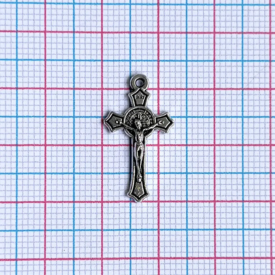 Dije Cruz Cristo • Zamak • 13x23 mm 2