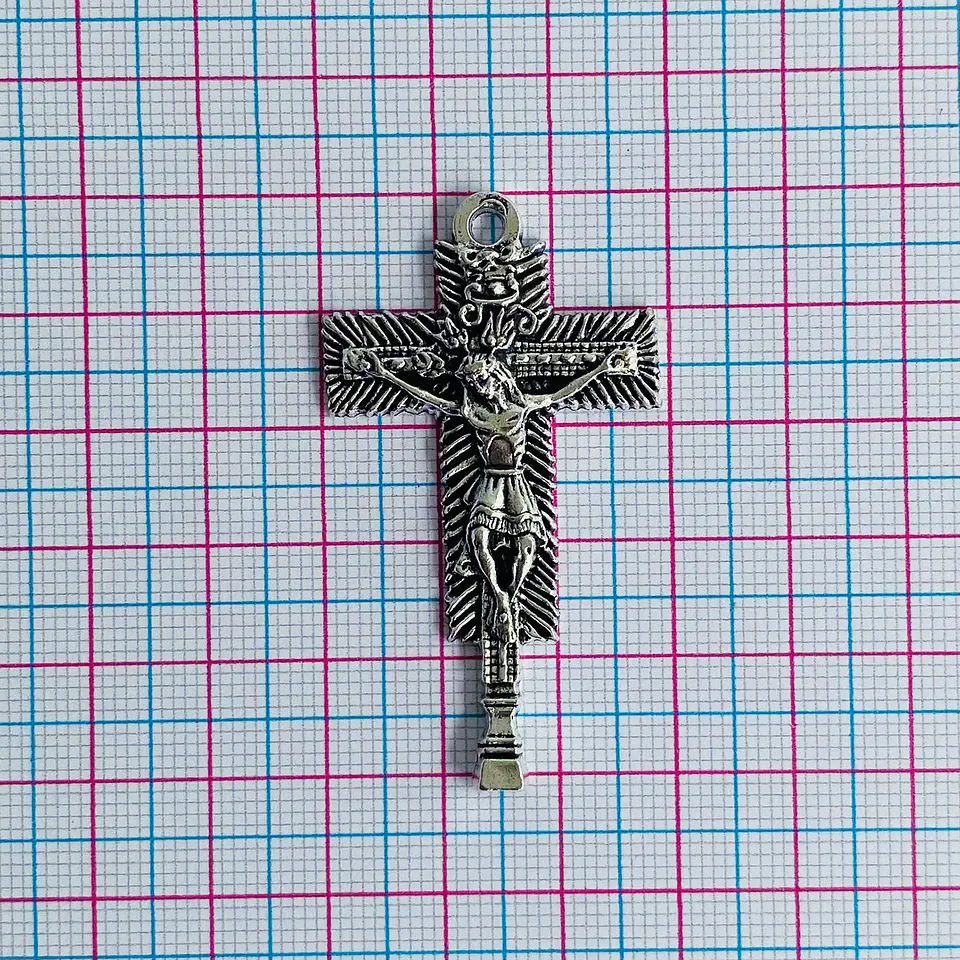 Dije Cristo Milagroso de Buga • Zamak • 60x30 mm 2