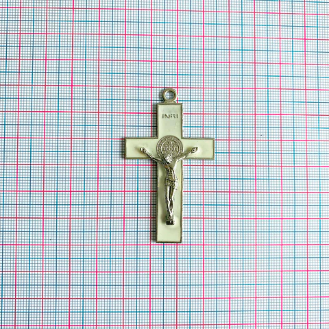 Dije Cristo San Benito • Zamak • 35x60 mm