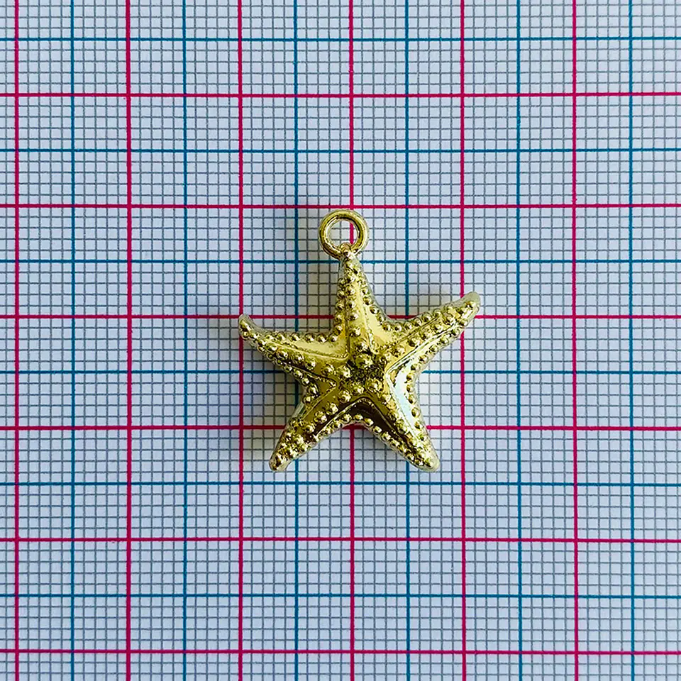 Dije Estrella de Mar Punteada • Cover Gold • 21x24 mm 2