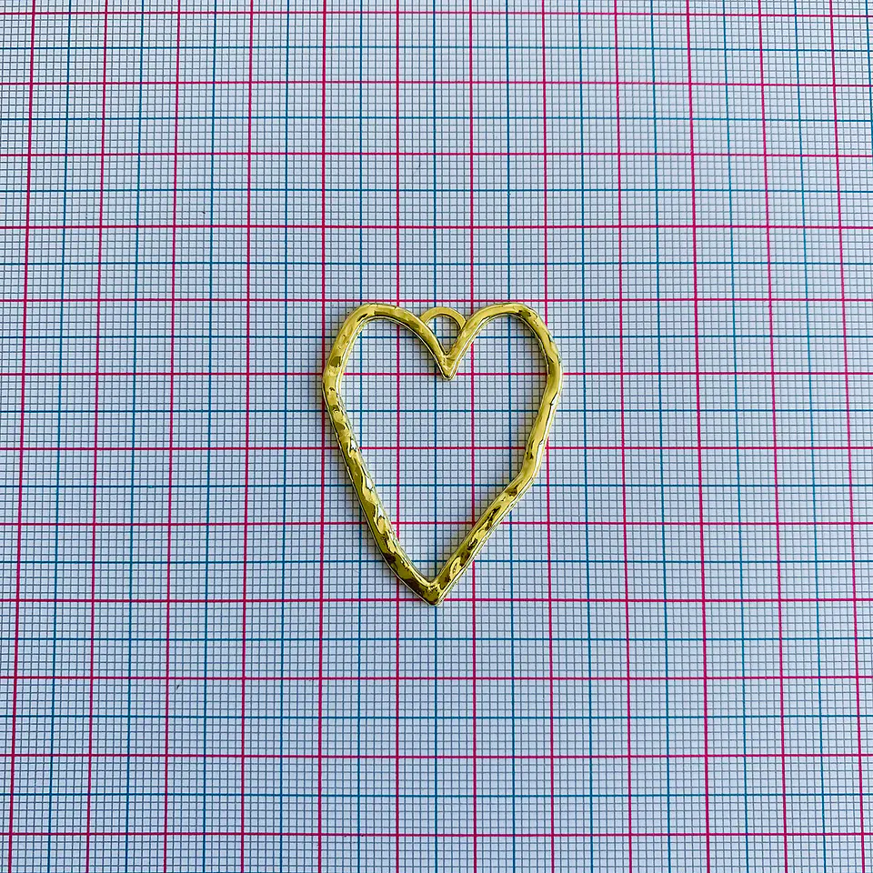 Dije Corazón Silueta • Cover Gold • 30x40 mm 2