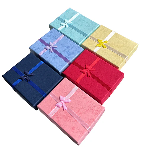 Caja de Regalo Mediana con Moño • 7x9 cm