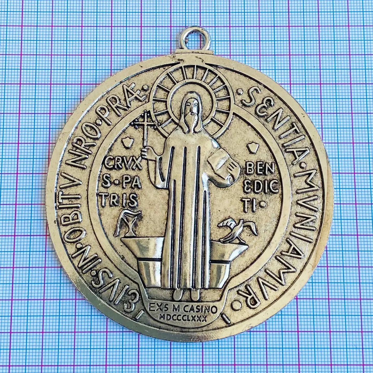 Medalla Dije San Benito Grande • Zamak • 95x105 mm 2
