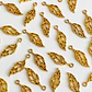 Dije Hoja Silueta Calada • Baño de Oro • 10x30 mm - Miniatura 1