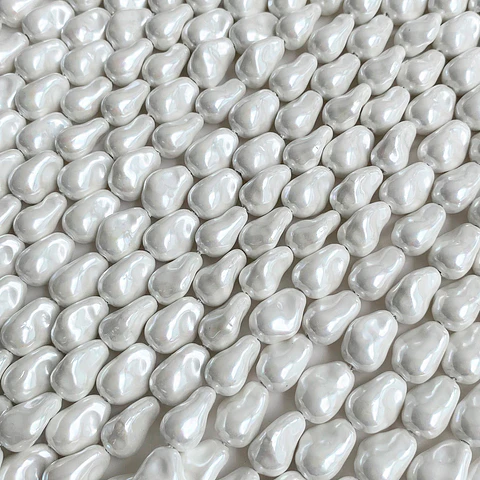 Separador Amorfo Blanco • Perla Shell • 10x14 mm