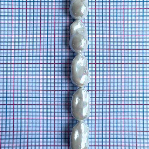 Separador Amorfo Blanco • Perla Shell • 12x18 mm
