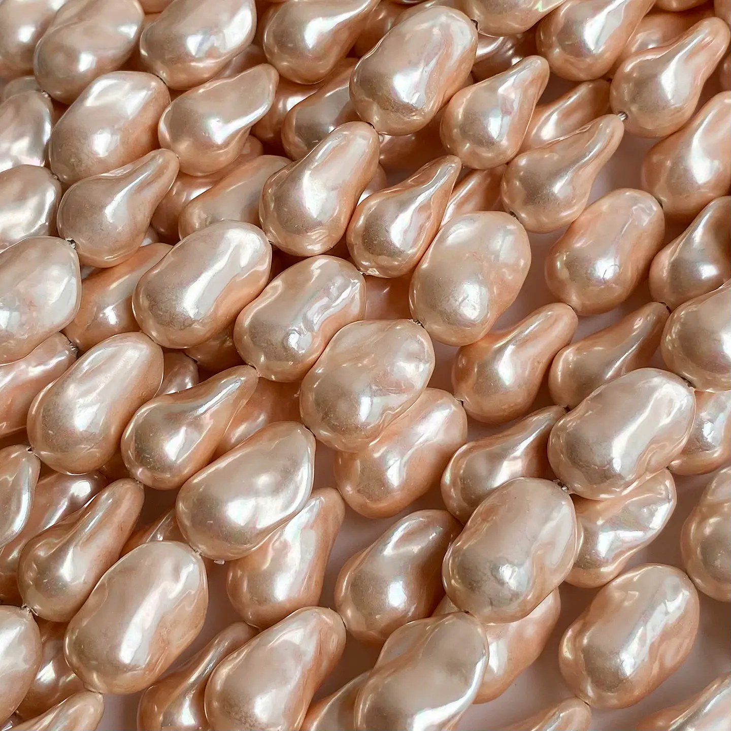 Separador Amorfo Salmón • Perla Shell • 12x18 mm 1
