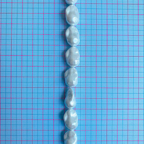 Separador Amorfo Blanco • Perla Shell • 13x24 mm