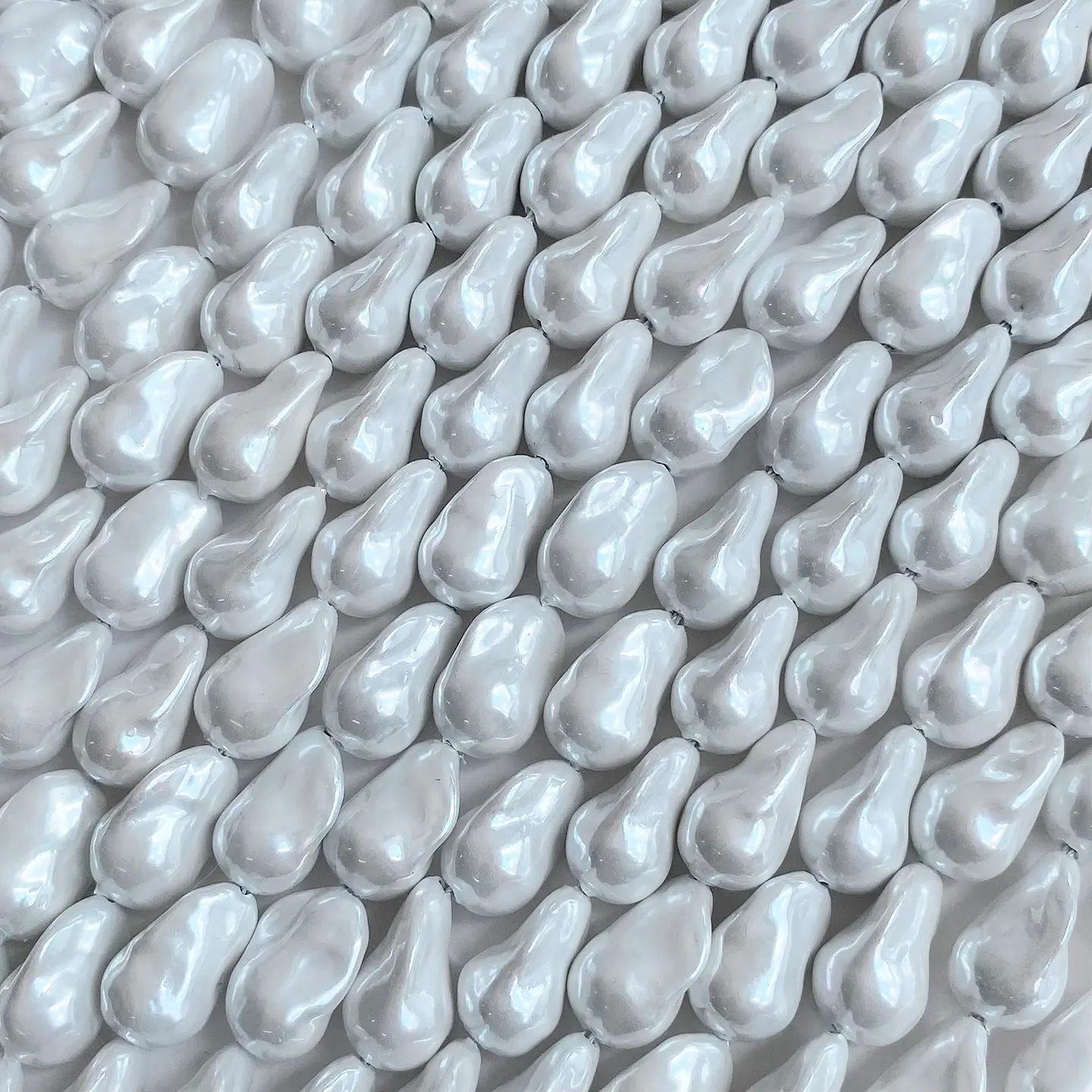 Separador Amorfo Blanco • Perla Shell • 13x24 mm 1