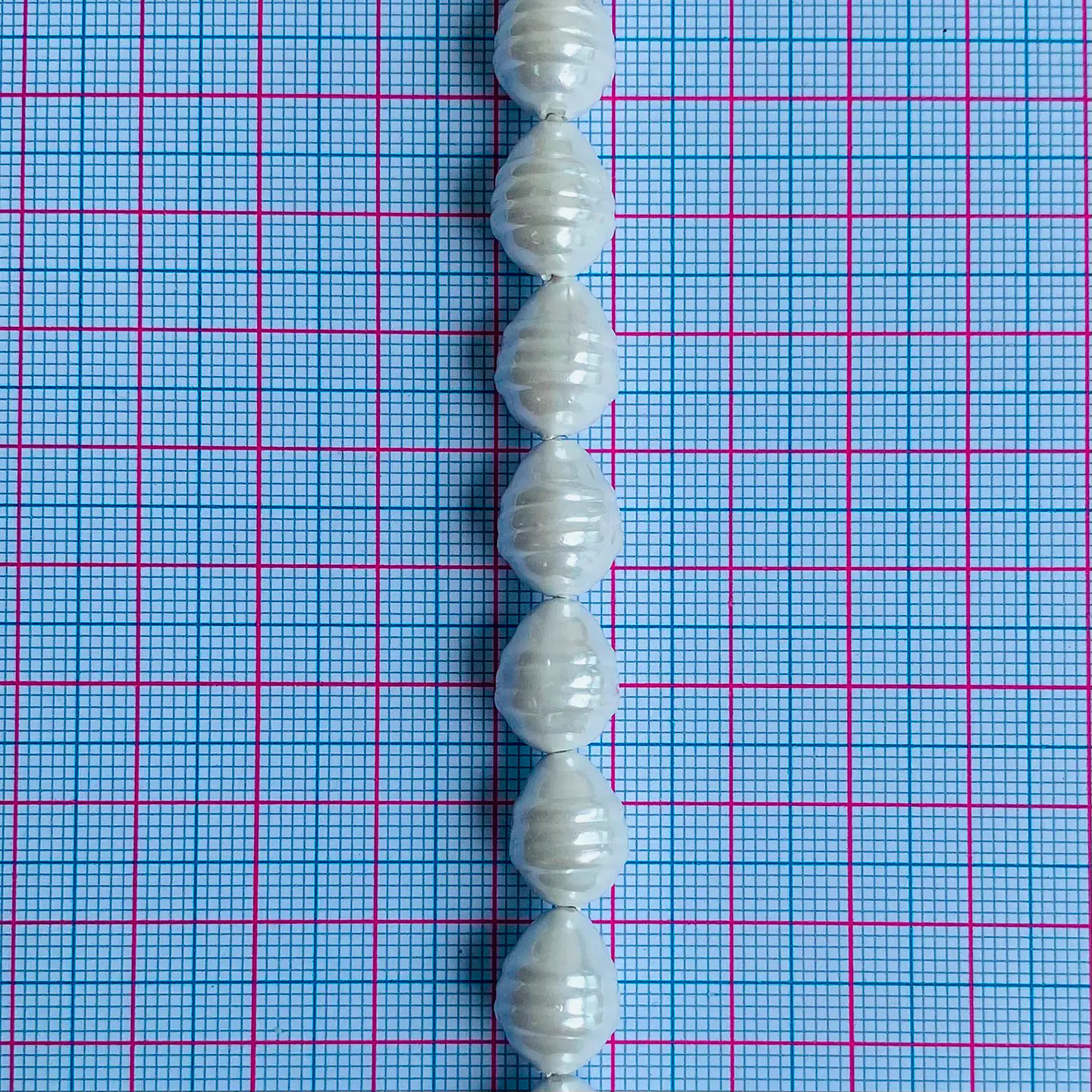 Separador Trompo Blanco • Perla Shell • 10x13 mm 2