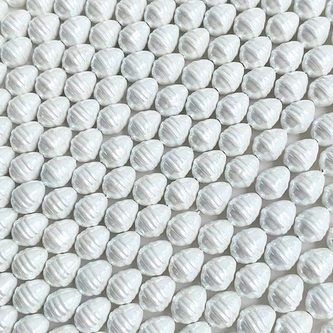 Separador Trompo Blanco • Perla Shell • 10x13 mm