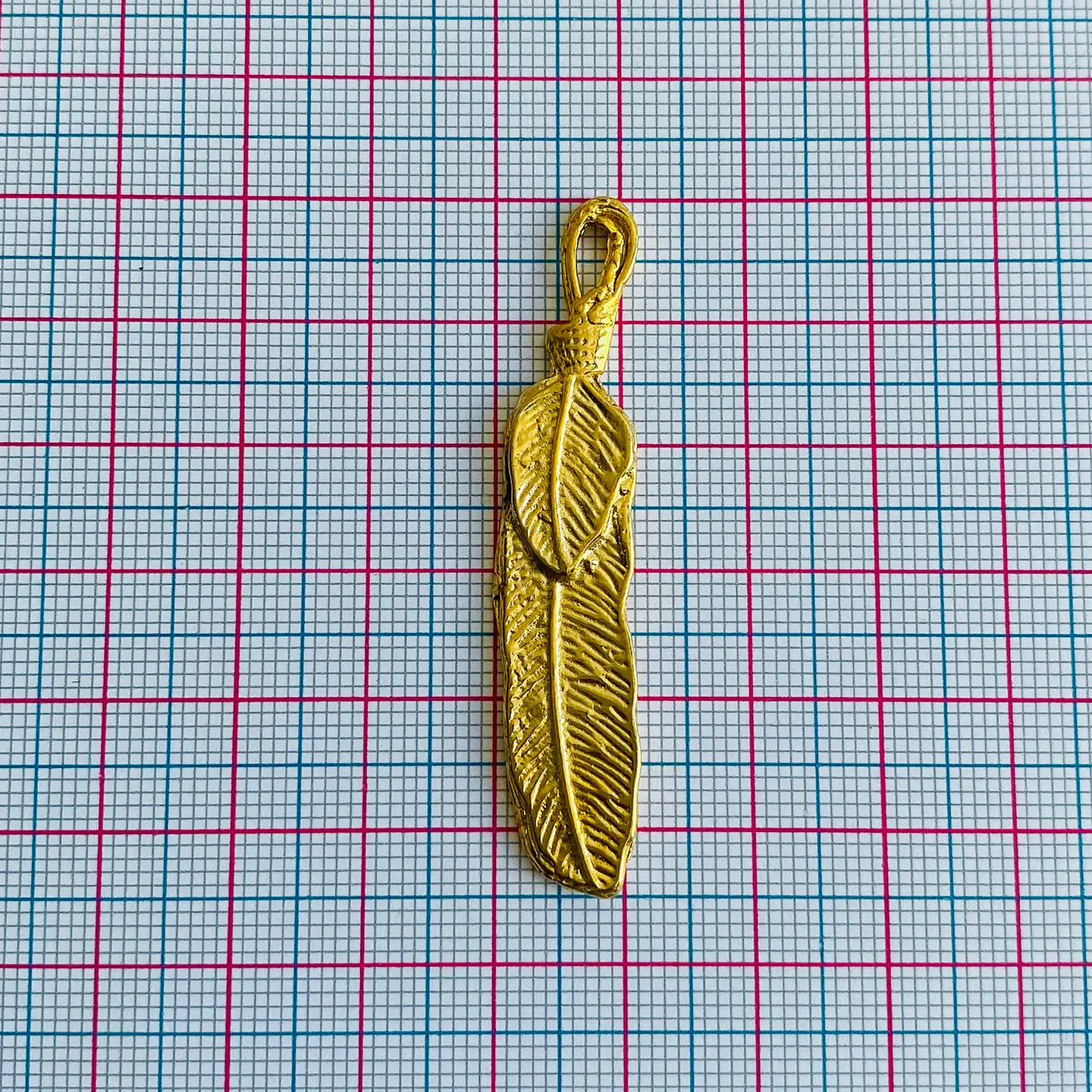 Dije Pluma • Baño de Oro • 6x55 mm                                2