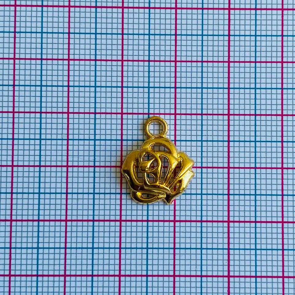 Dije Rosa Estilizada Calada • Baño de Oro • 14x17 mm 2