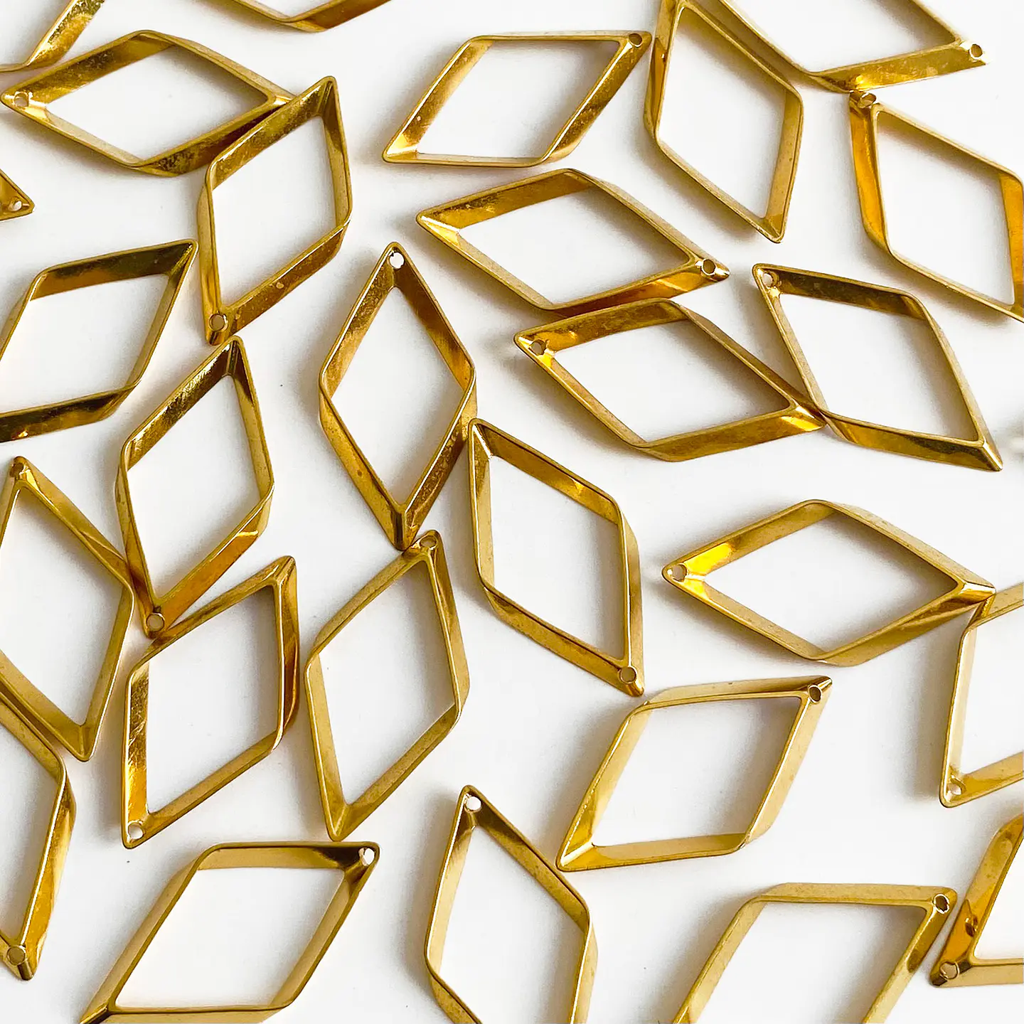 Dije Marco Rombo • Baño de Oro • 14x27 mm 1