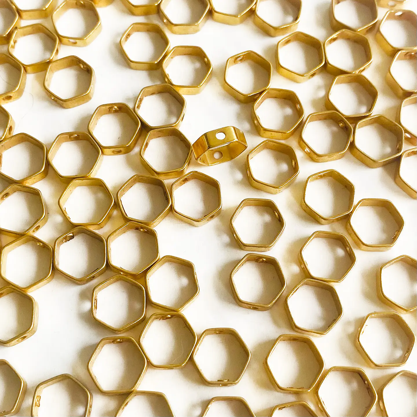 Dije Marco Hexágono • Baño de Oro • 9x8 mm 1