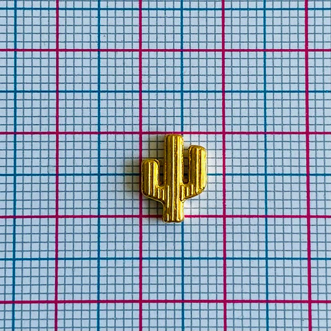 Separador Cactus Texturizado • Baño de Oro • 8x10 mm