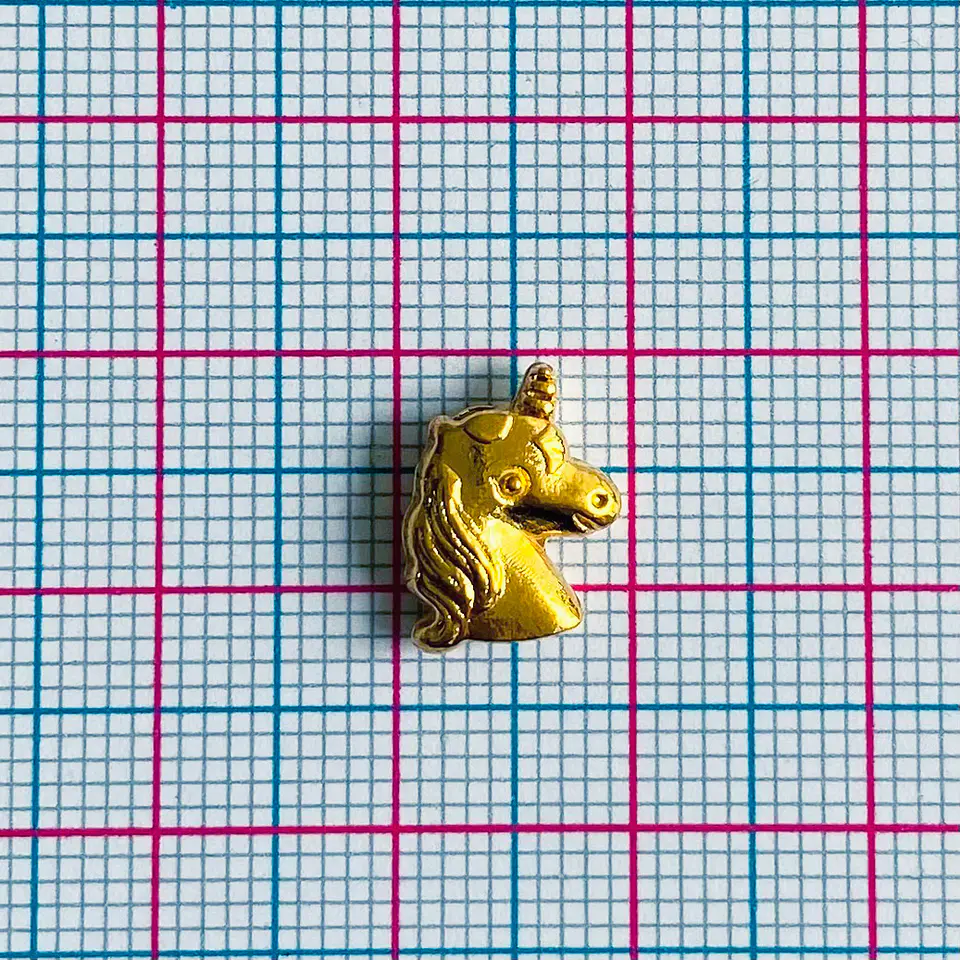 Separador Cabeza de Unicornio • Baño de Oro • 10x13 mm 2