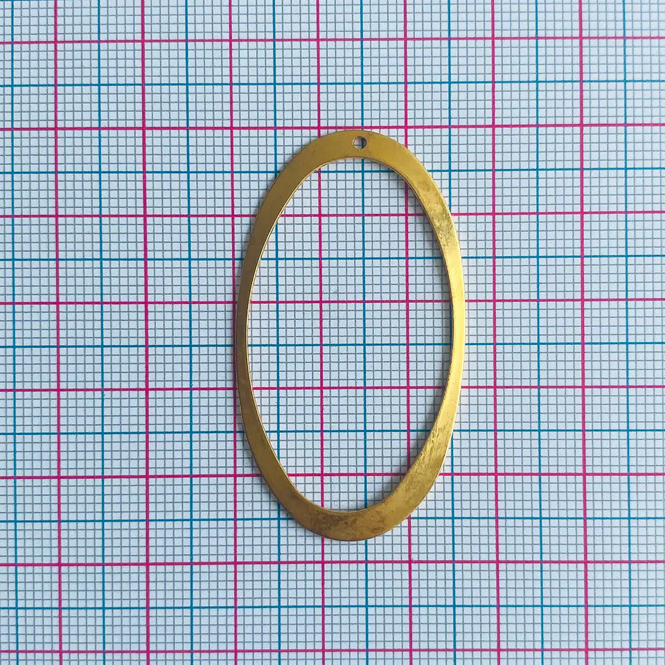 Dije Aro Marco Ovalado • Baño de Oro • 27x47 mm 2