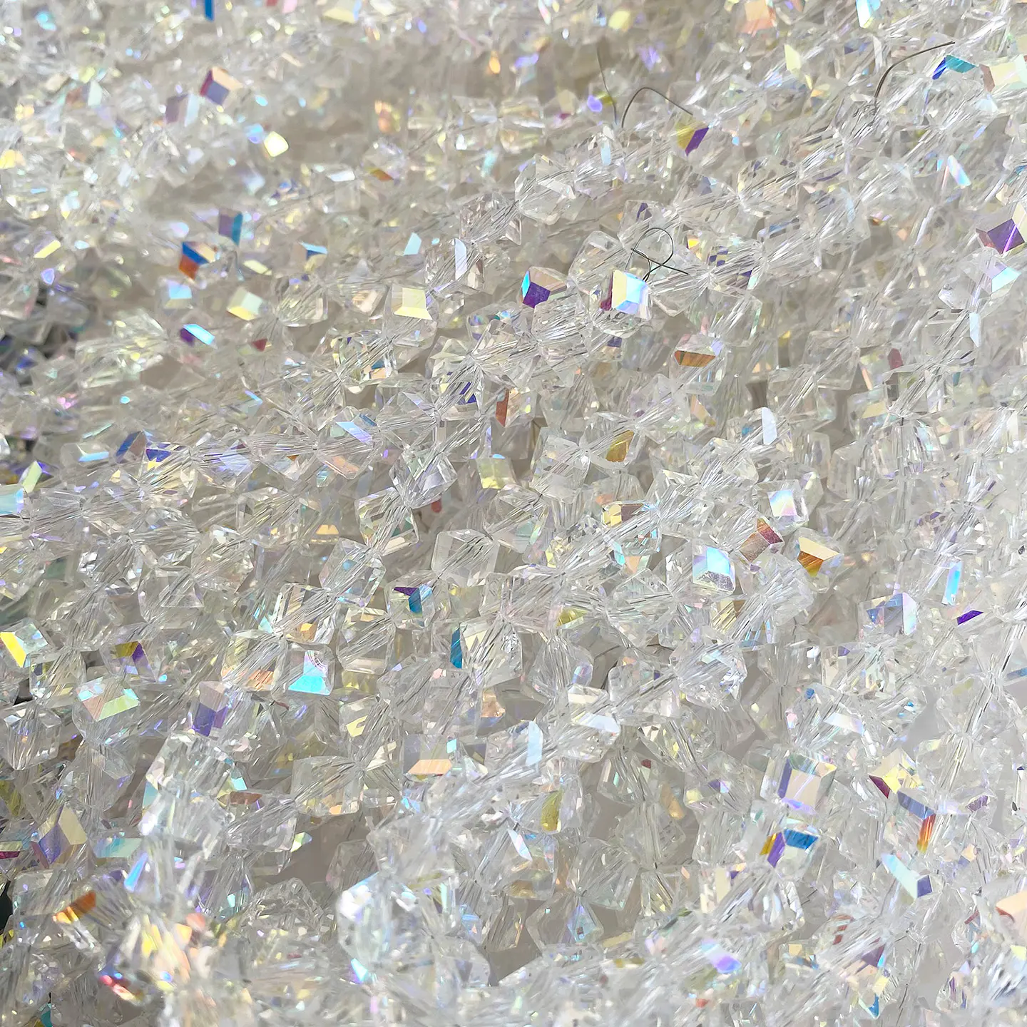 Cuenta de Rombo • Cristal • 6x6 mm 1