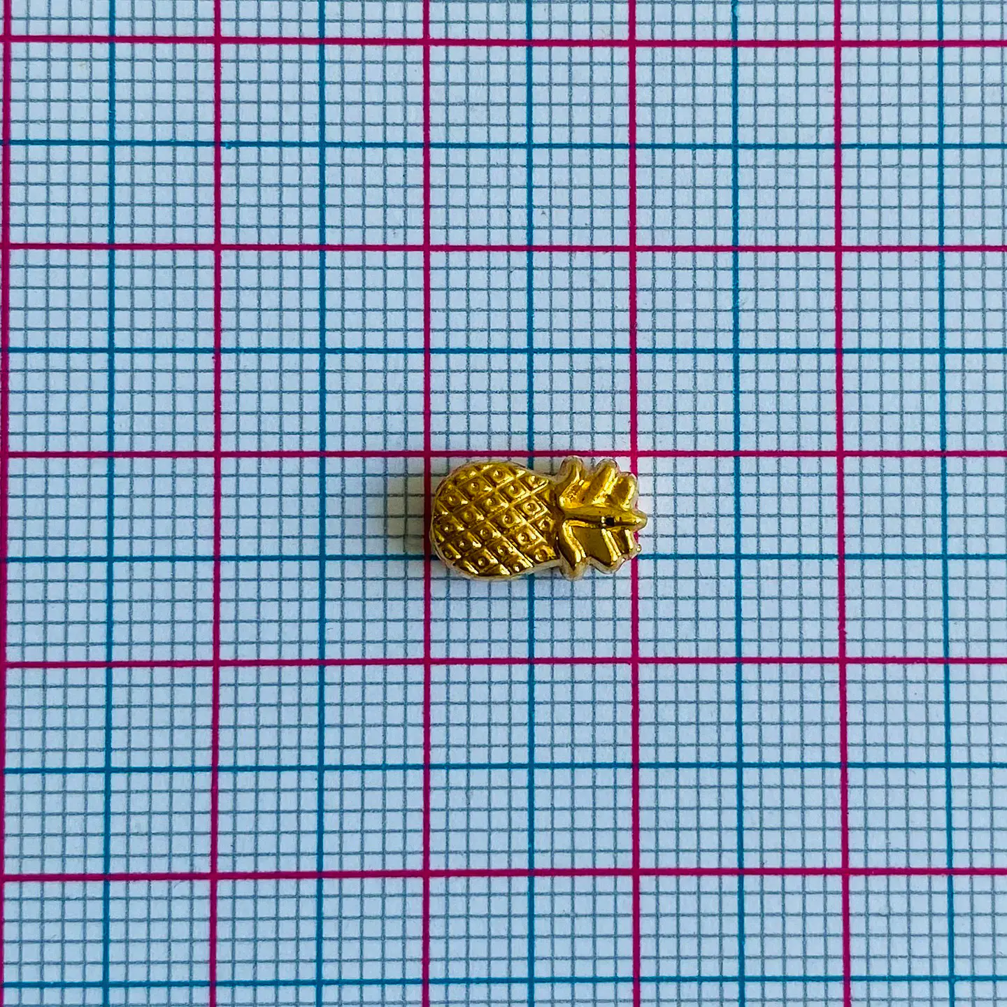 Separador Piña • Baño de Oro • 10x7 mm 2