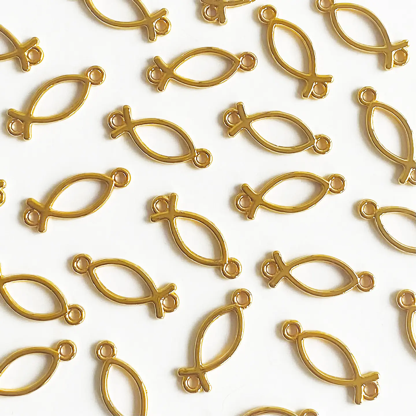 Dije Pez Cristiano Calado • Baño de Oro • 22x8 mm 1