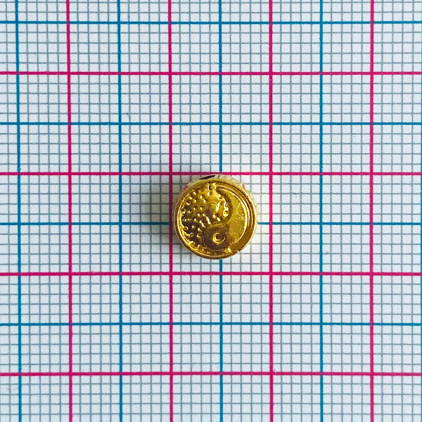 Separador Ying Yang • Baño de Oro • 8x8 mm 2