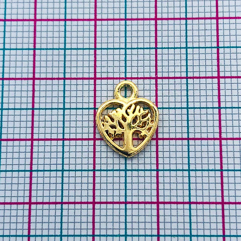 Dije Árbol de la Vida en Corazón • Baño de Oro • 10x12 mm