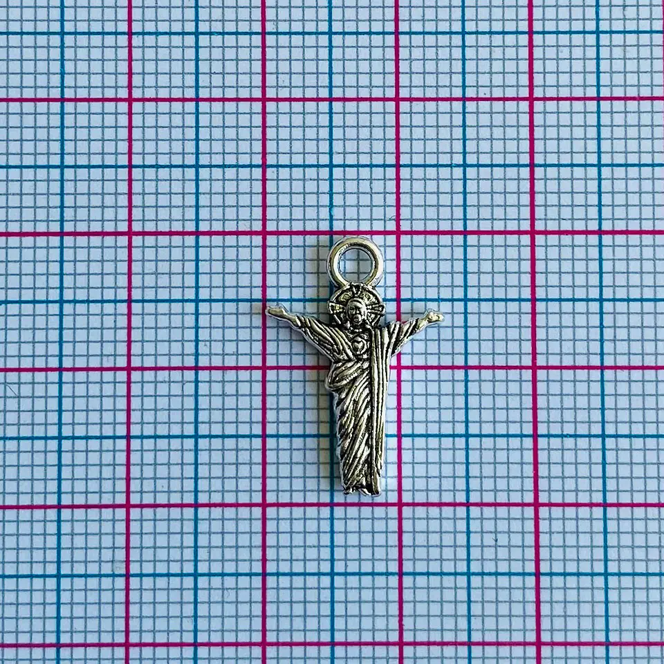 Dije Cristo Redentor • Zamak • 13x20 mm 2
