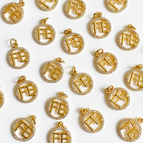 Dije Palabra "FE" • Rodio • 13x16 mm