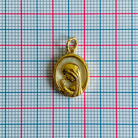 Medalla Virgen en Oración • Rodio • 12x17 mm