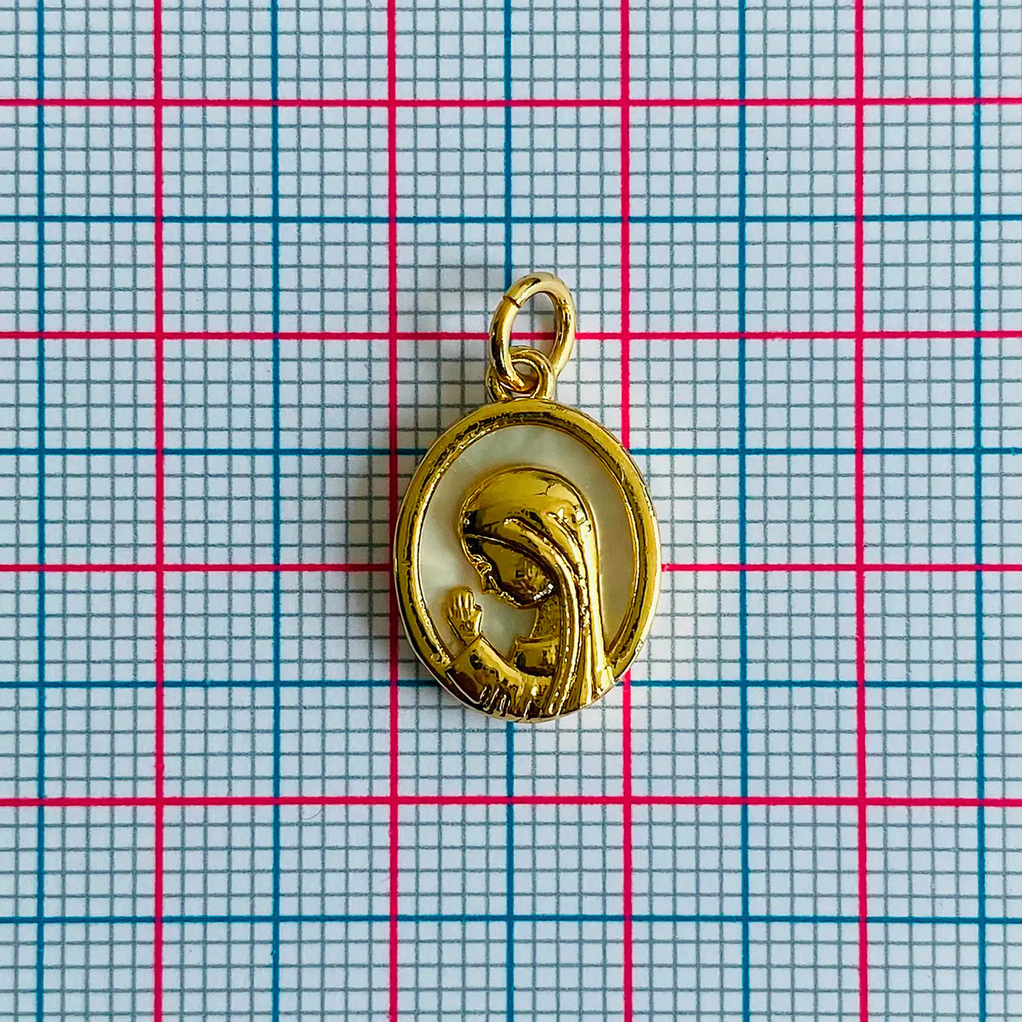 Medalla Virgen en Oración • Rodio • 12x17 mm 2