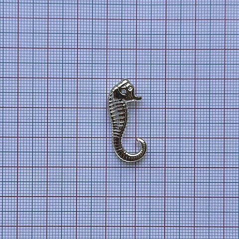 Ensamble de Dijes de Mar Dorado • Plástico