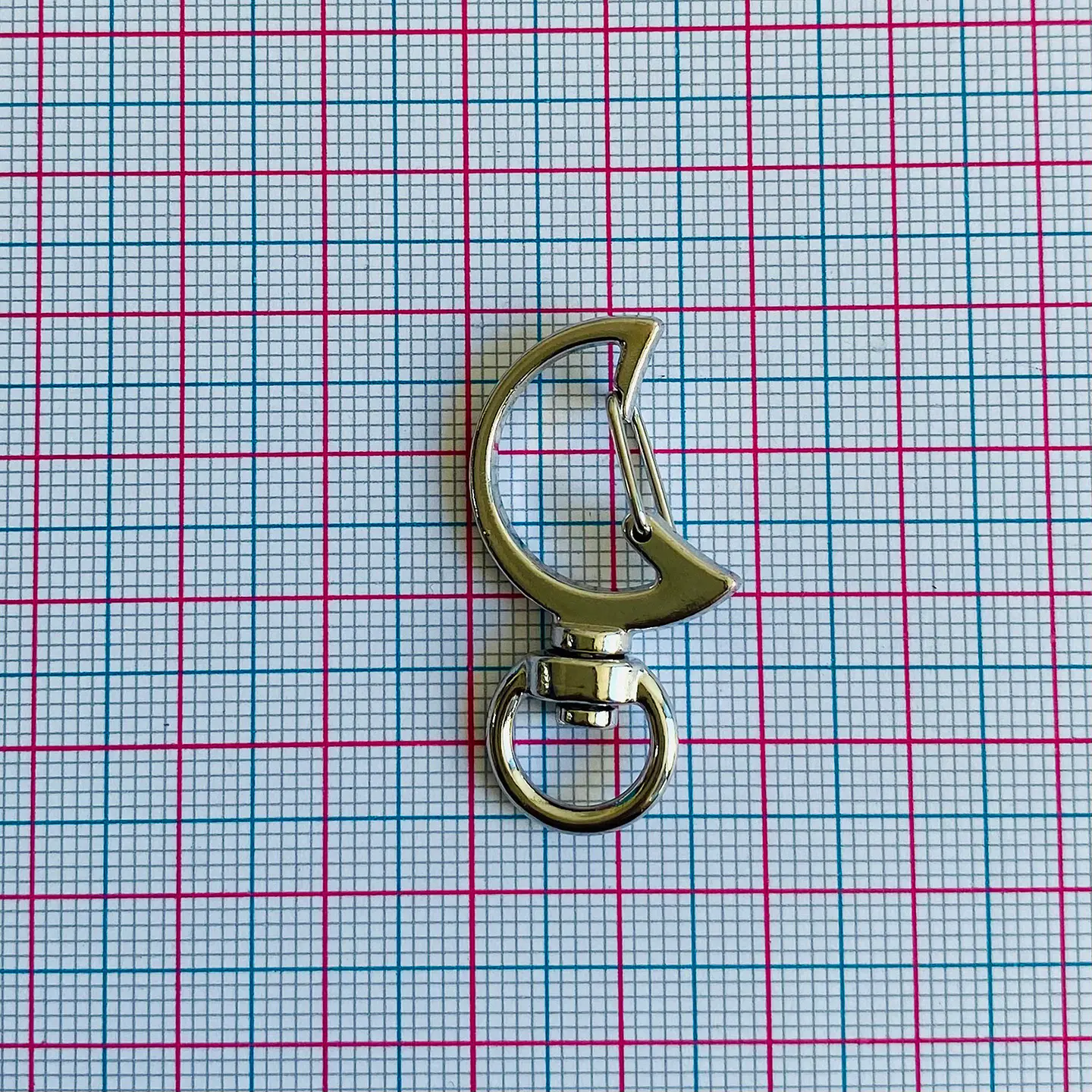 Mosquetón Giratorio Luna • 18x35 mm 2