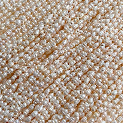 Perla de Rio Arroz • 4x5 mm