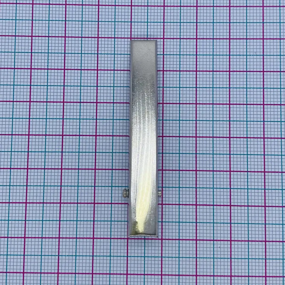 Pinza de Caimán • Metálica • 60x9 mm 2